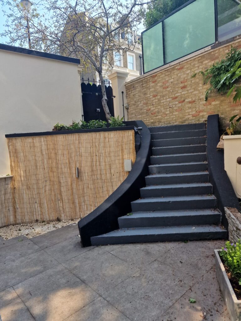 Earls Ct Square, London SW5
